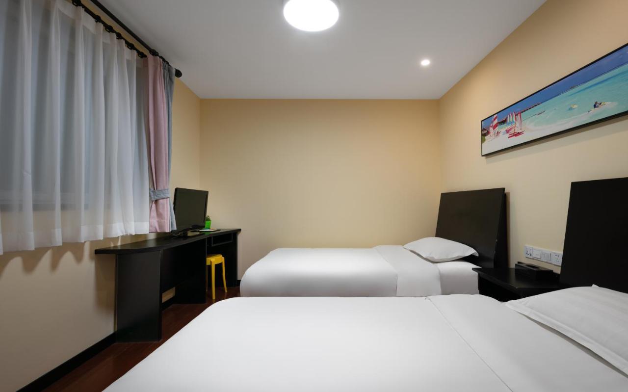 Spring Time Hostel--Nearby Tiananmen Square & Forbidden City & Wangfujing Street & Line 5,6 Subway Nearby,Free Wifi Пекин Екстериор снимка